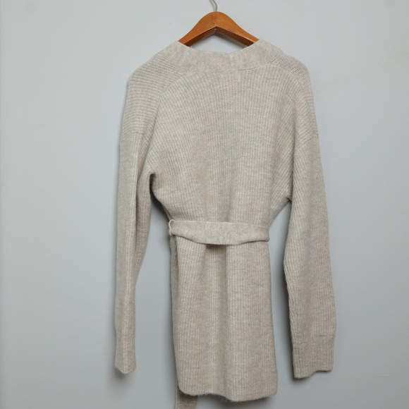 Womens H&M Cardigan with a tie belt XS (NWT) - Picture 2 of 3